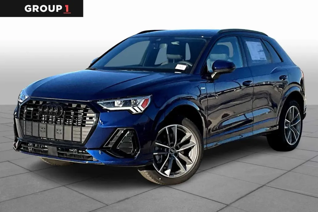 2025 Audi Q3 S line Premium photo 1