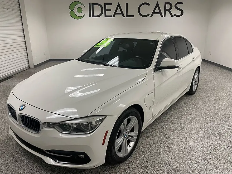 2018 Bmw 330e Sedan photo 1