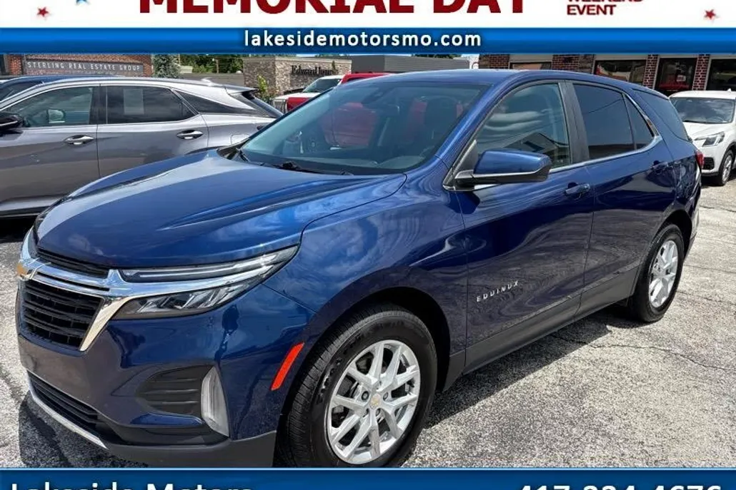 2023 Chevrolet Equinox LT photo 1