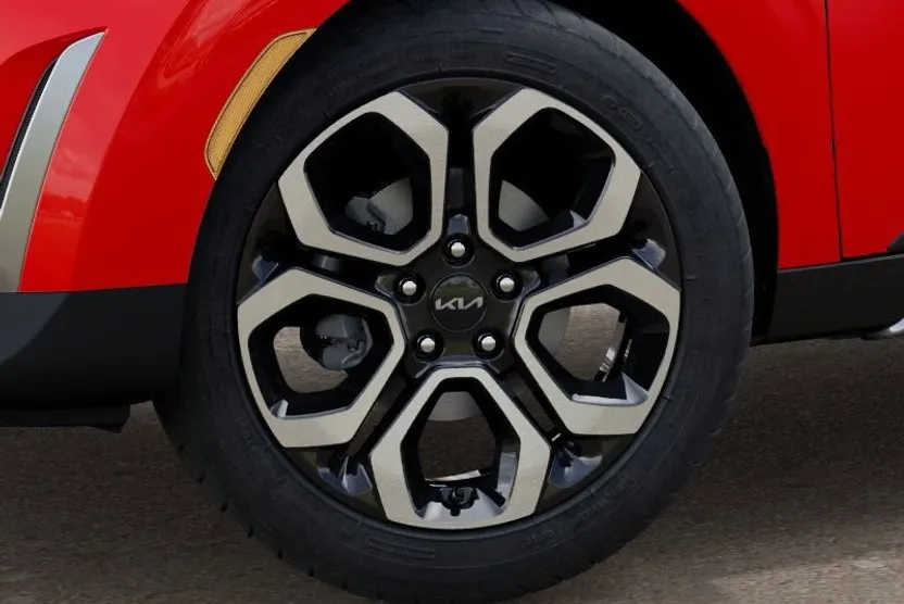 2025 Kia Soul EX photo 1