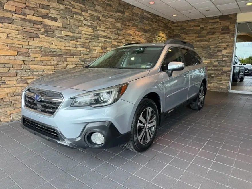 2018 Subaru Outback 2.5i photo 1