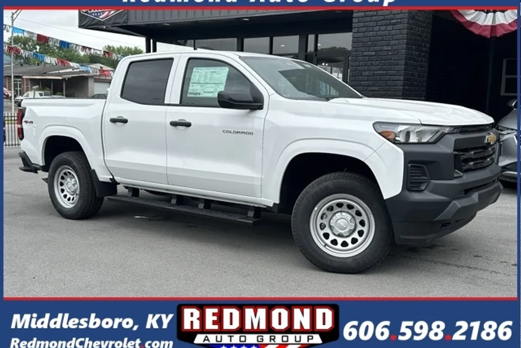 2025 Chevrolet Colorado LT photo 1