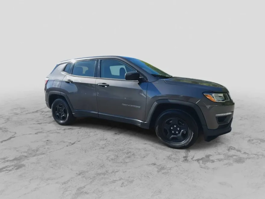 2018 Jeep Compass Sport photo 1
