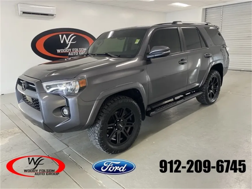 2023 Toyota 4Runner SR5 Premium photo 1