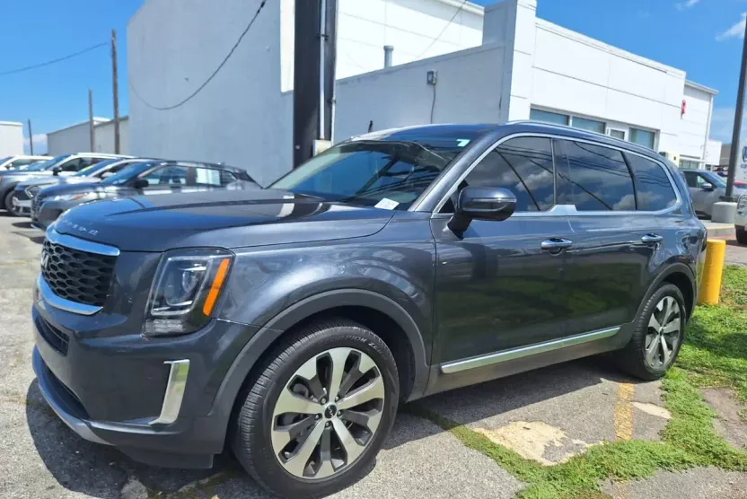 2022 Kia Telluride S photo 1