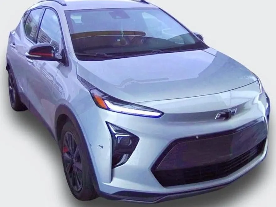 2023 Chevrolet Bolt EUV photo 1