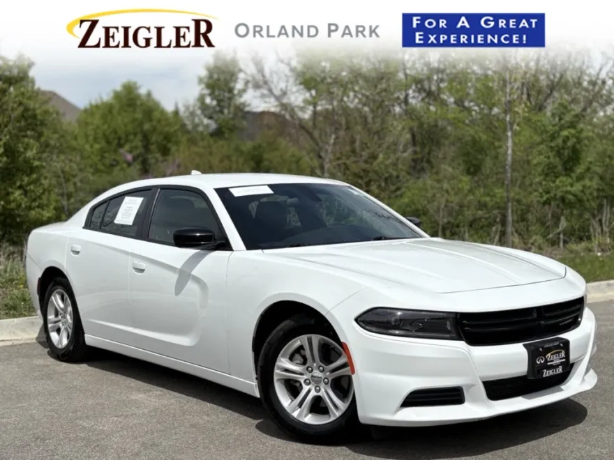 2023 Dodge Charger SXT photo 1