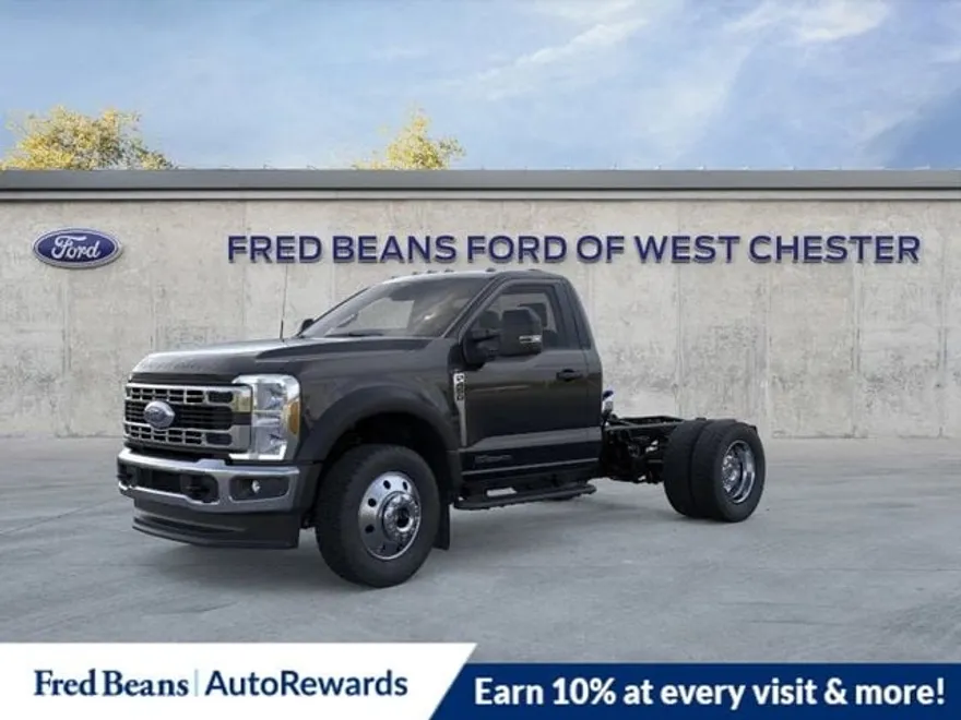 2025 Ford F-450 XLT photo 1