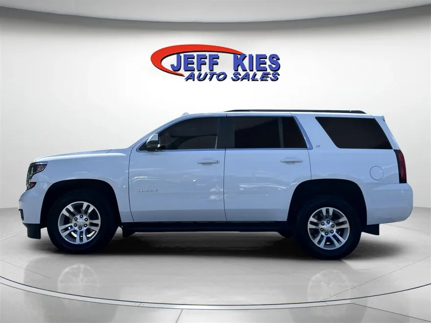 2019 Chevrolet Tahoe LT photo 1
