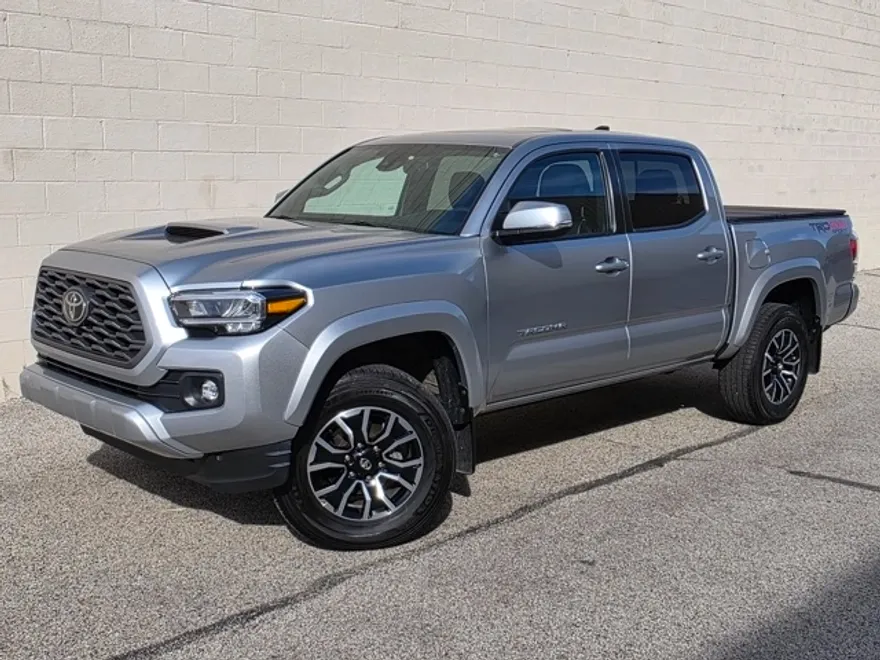 2023 Toyota Tacoma TRD Sport photo 1