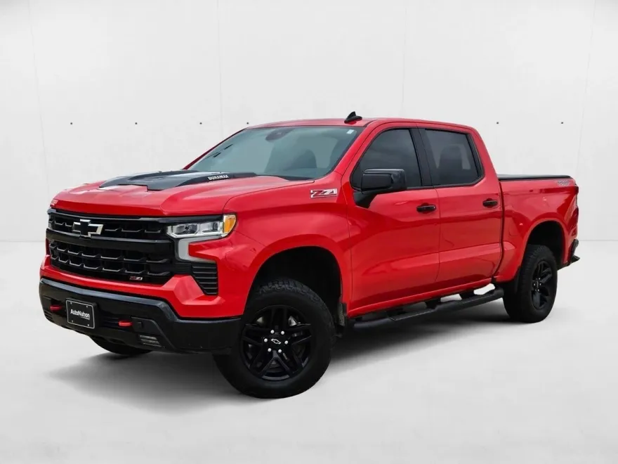2024 Chevrolet Silverado 1500 LT Trail Boss photo 1