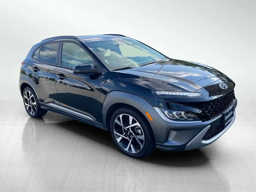 2023 Hyundai Kona Limited photo 1