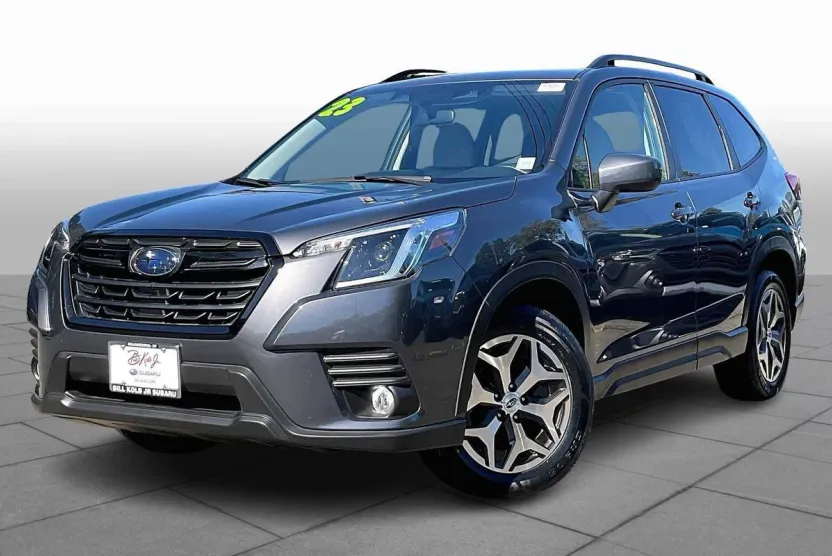 2023 Subaru Forester Premium photo 1
