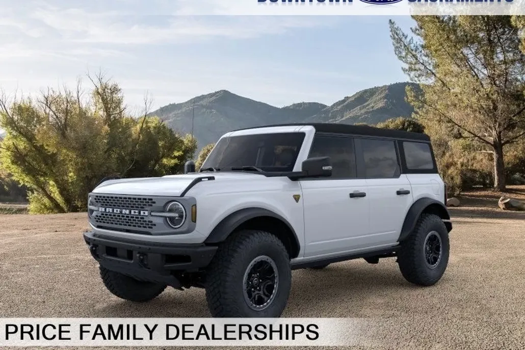 2024 Ford Bronco Badlands photo 1
