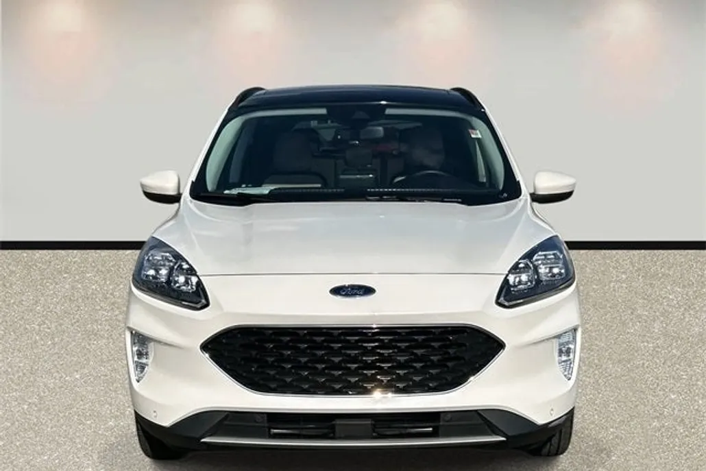 2022 Ford Escape Titanium photo 1