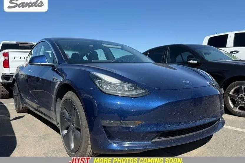 2018 Tesla Model 3 Long Range photo 1