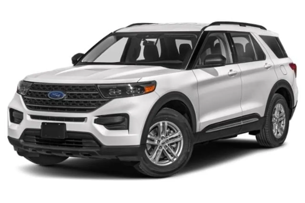 2023 Ford Explorer XLT photo 1