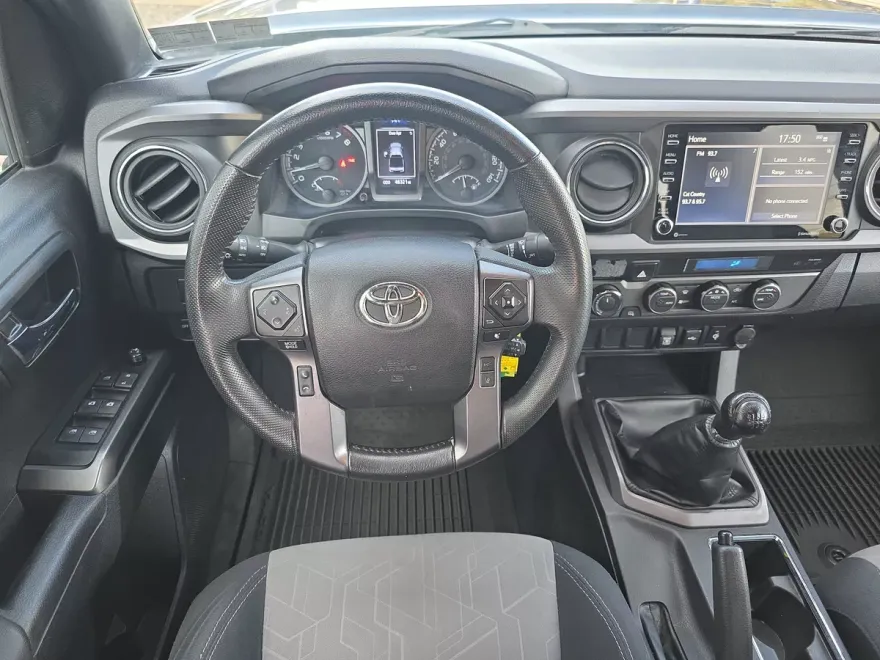 2022 Toyota Tacoma TRD V6 photo 1
