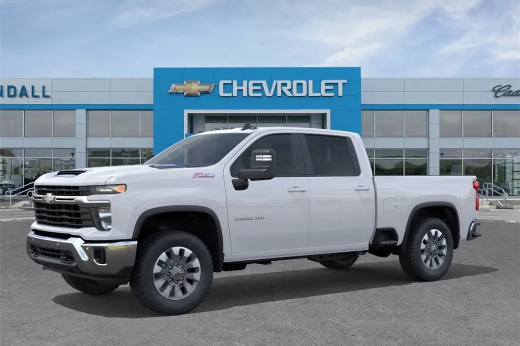 2026 Chevrolet Silverado 3500HD LT photo 1