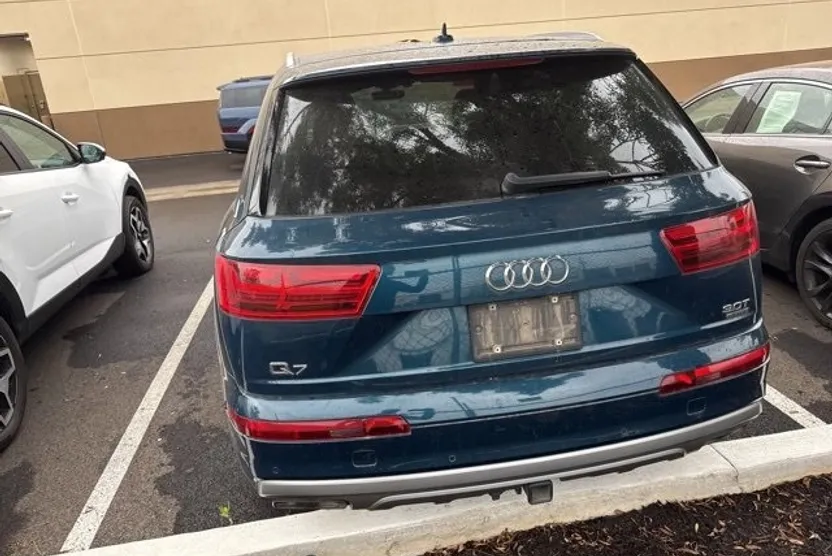 2018 Audi Q7 3.0T Premium Plus photo 1