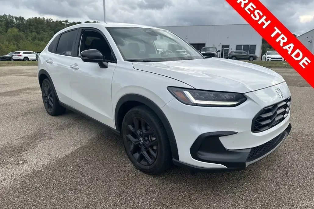 2023 Honda HR-V Sport photo 1