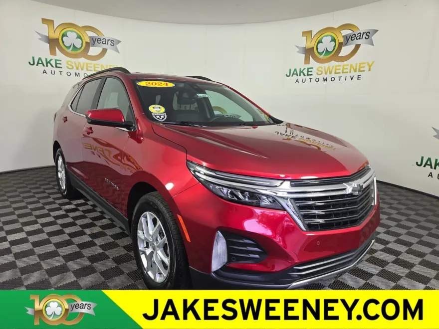 2024 Chevrolet Equinox LT photo 1