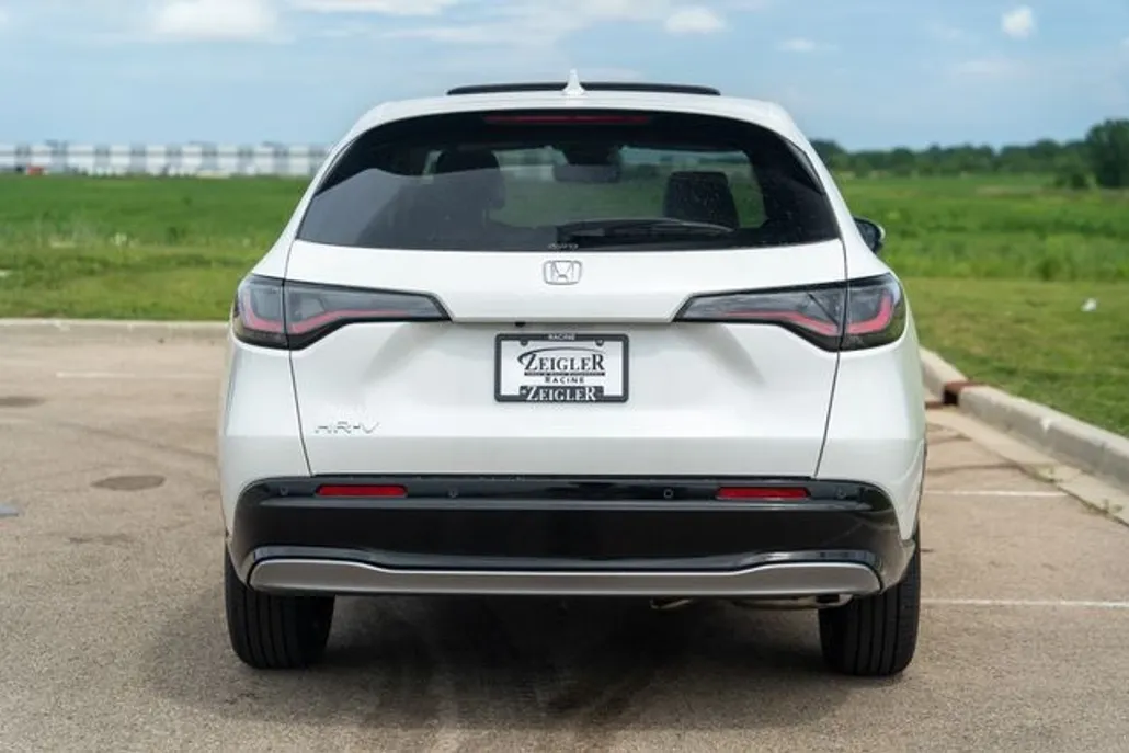 2026 Honda HR-V EX-L photo 1