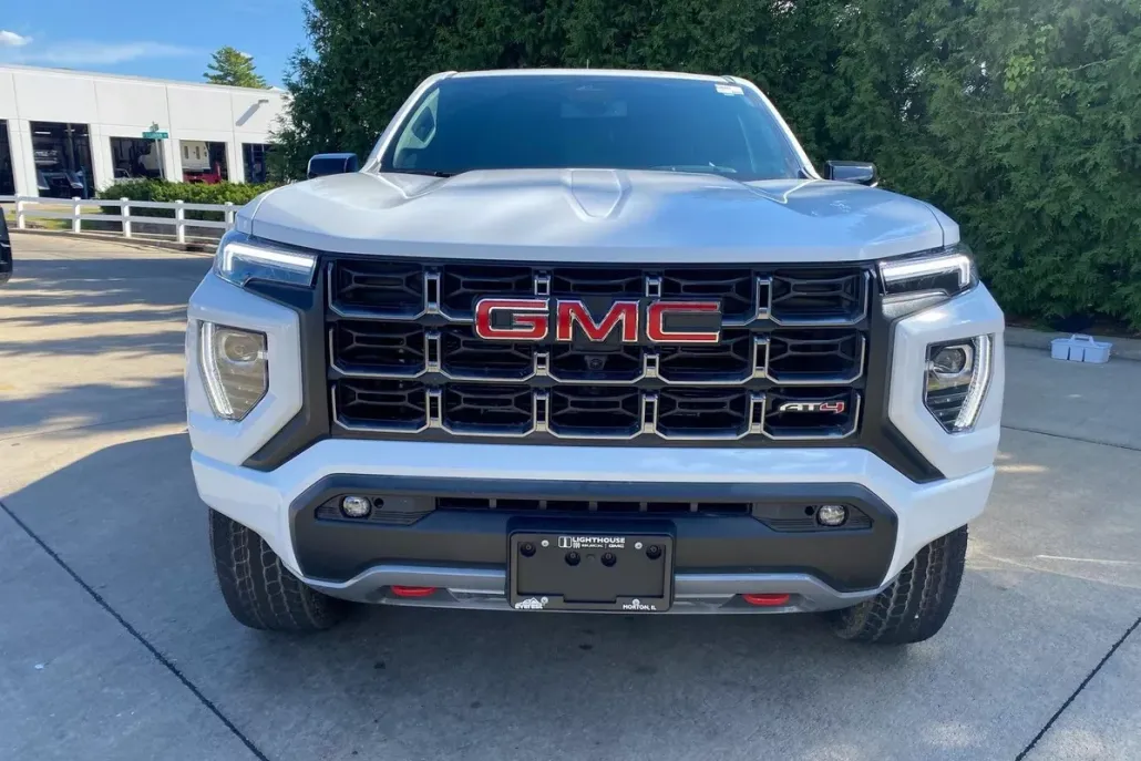 2026 Gmc Canyon AT4 photo 1