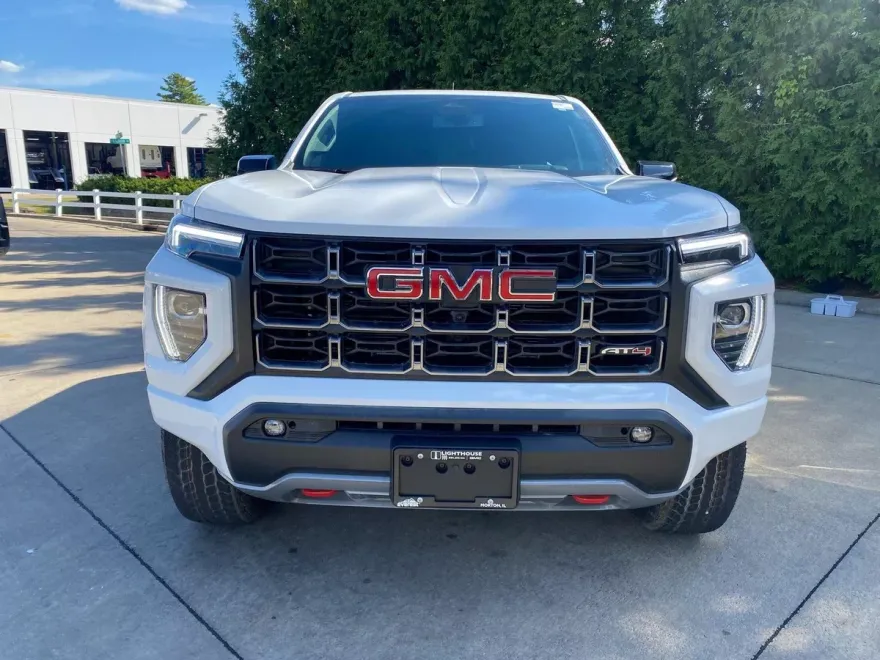 2026 Gmc Canyon AT4 photo 1