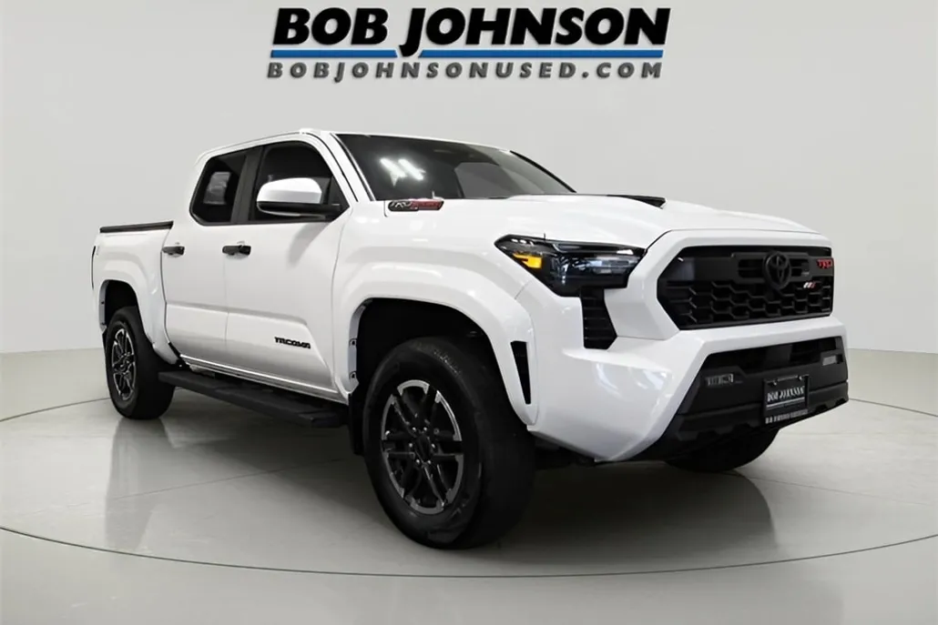 2024 Toyota Tacoma TRD Sport 4x4 photo 1