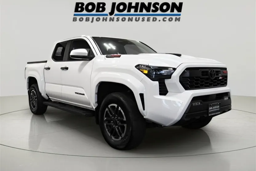 2024 Toyota Tacoma TRD Sport 4x4 photo 1