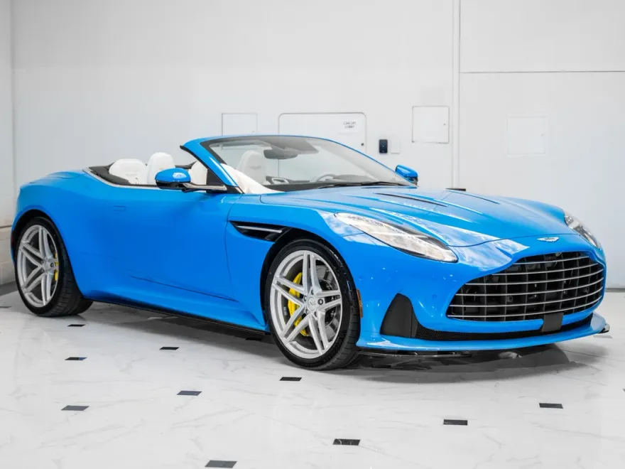 2025 Aston Martin DB12 AM5 photo 1