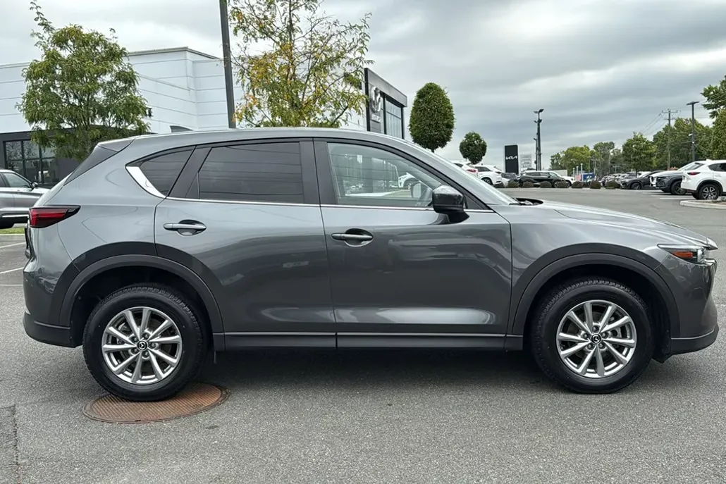 2023 Mazda CX-5 2.5 Select photo 1