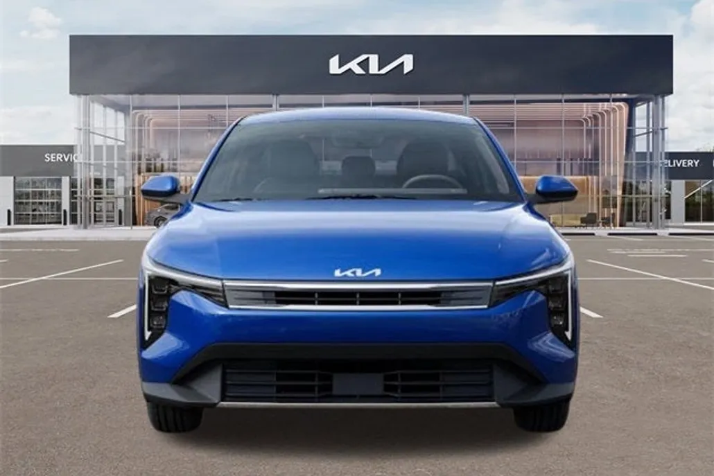 2025 Kia K4 EX photo 1
