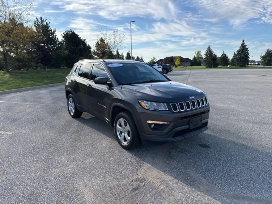 2018 Jeep Compass Latitude photo 1