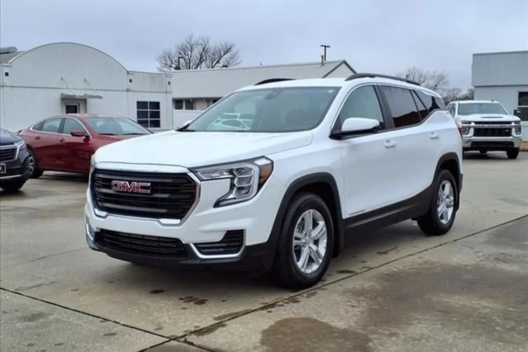 2024 Gmc Terrain SLE photo 1