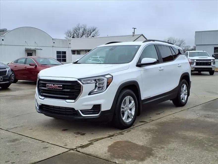 2024 Gmc Terrain SLE photo 1