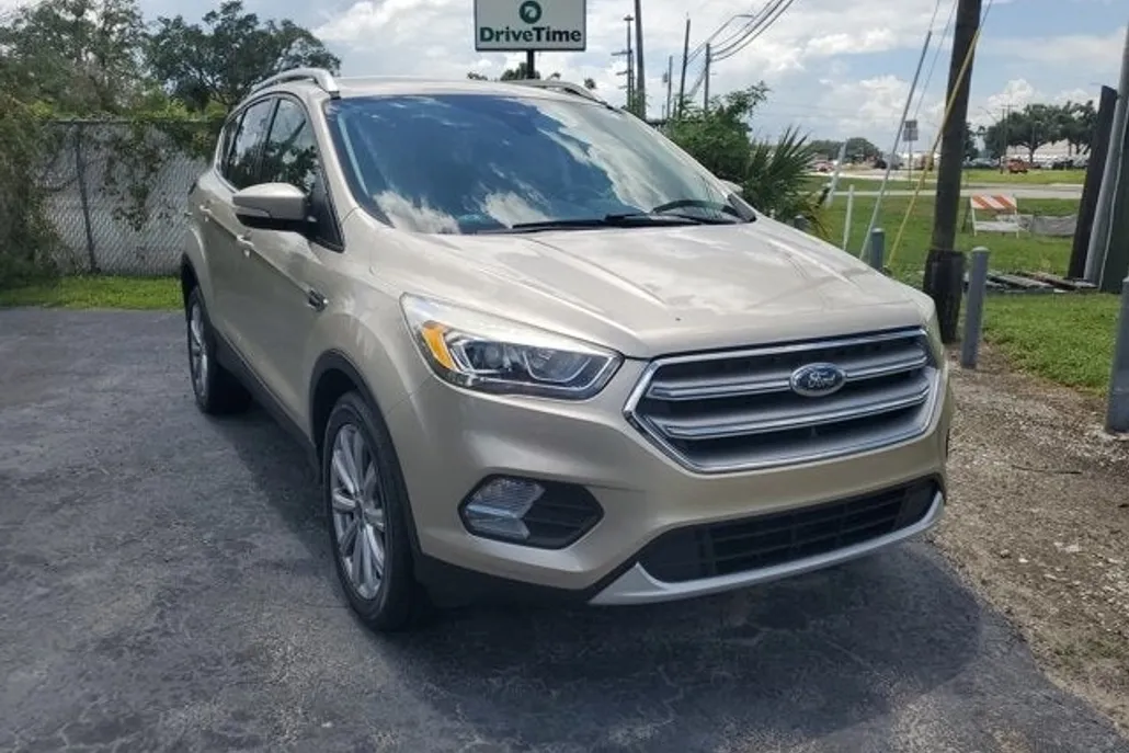 2017 Ford Escape Titanium photo 1