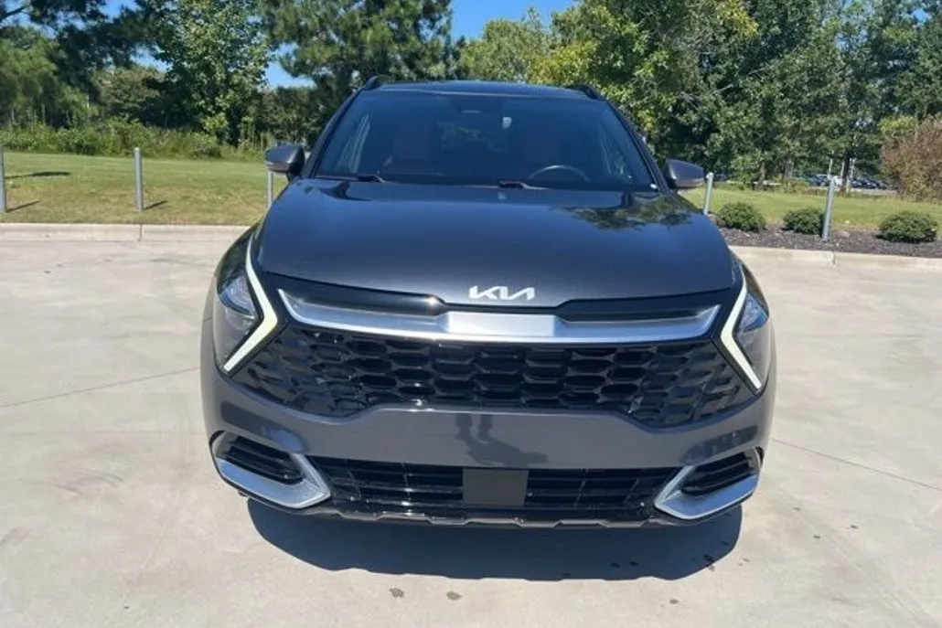 2023 Kia Sportage SX photo 1