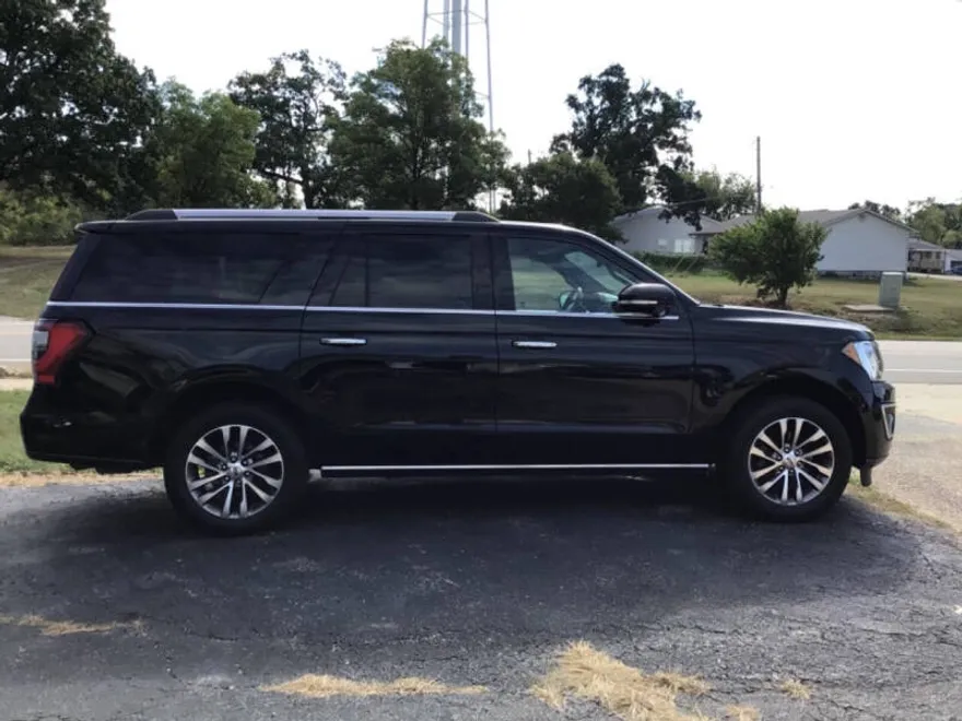 2018 Ford Expedition MAX Limited photo 1