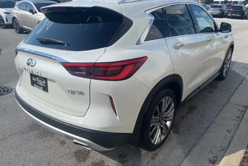 2022 Infiniti QX50 Sensory photo 1
