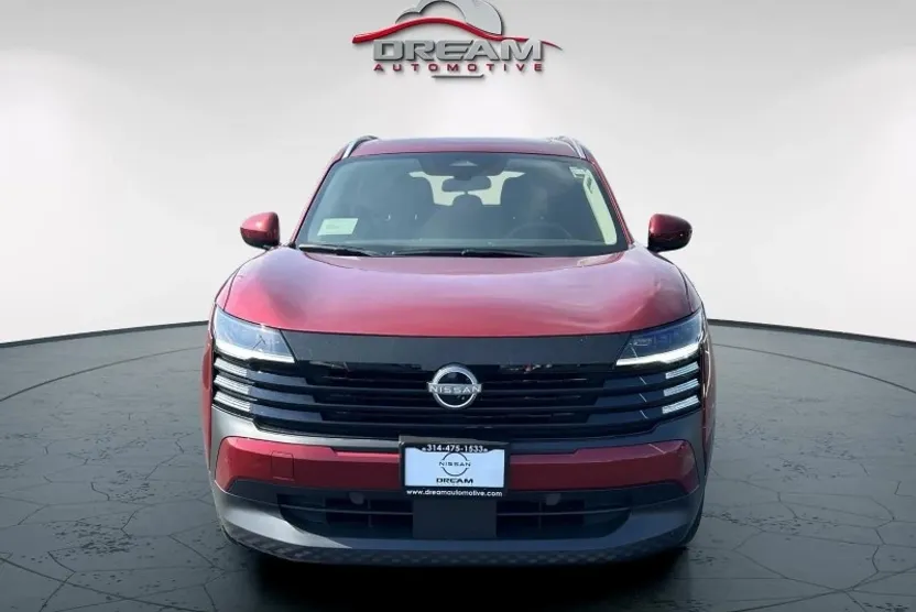 2025 Nissan Kicks SV photo 1