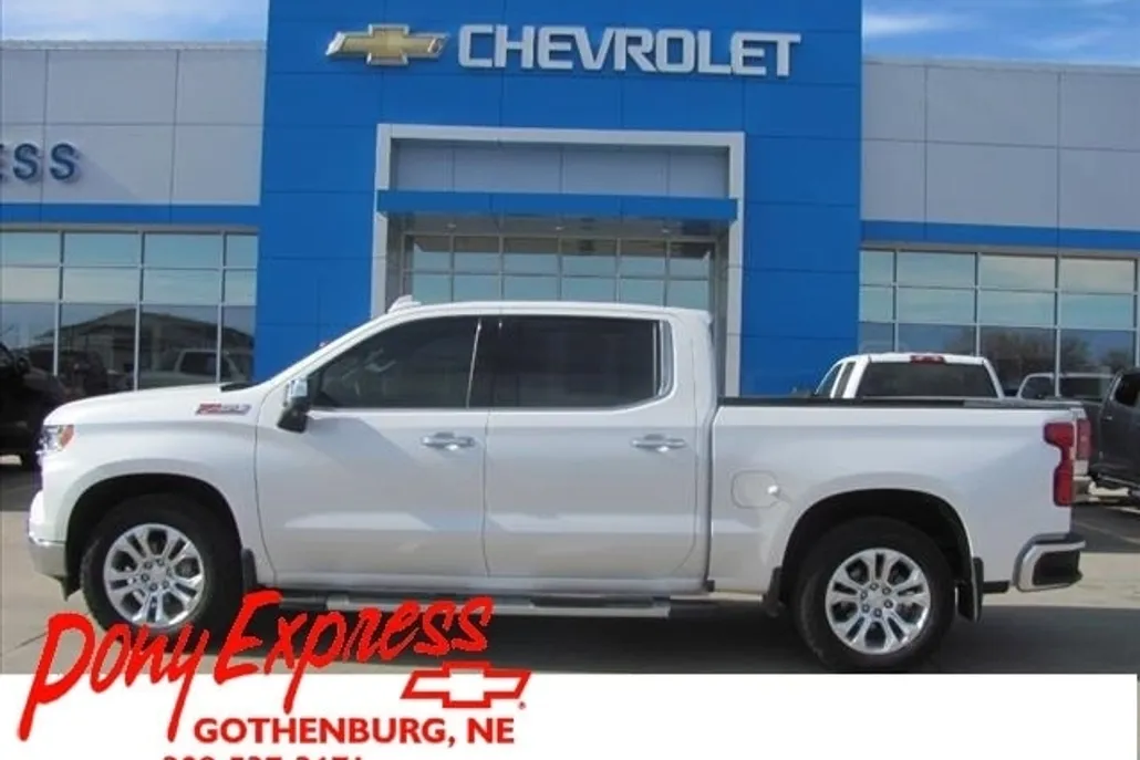 2024 Chevrolet Silverado 1500 LTZ photo 1