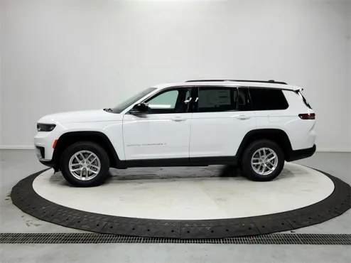 2025 Jeep Grand Cherokee Laredo X photo 4
