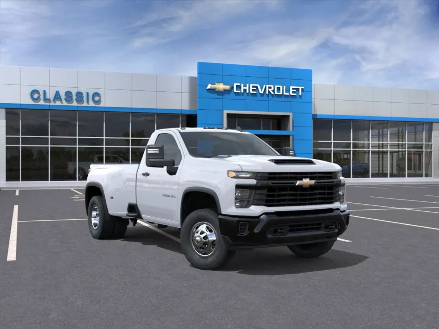 2026 Chevrolet Silverado 3500HD photo 1