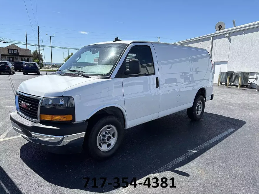 2023 Gmc Savana Cargo 2500 photo 1