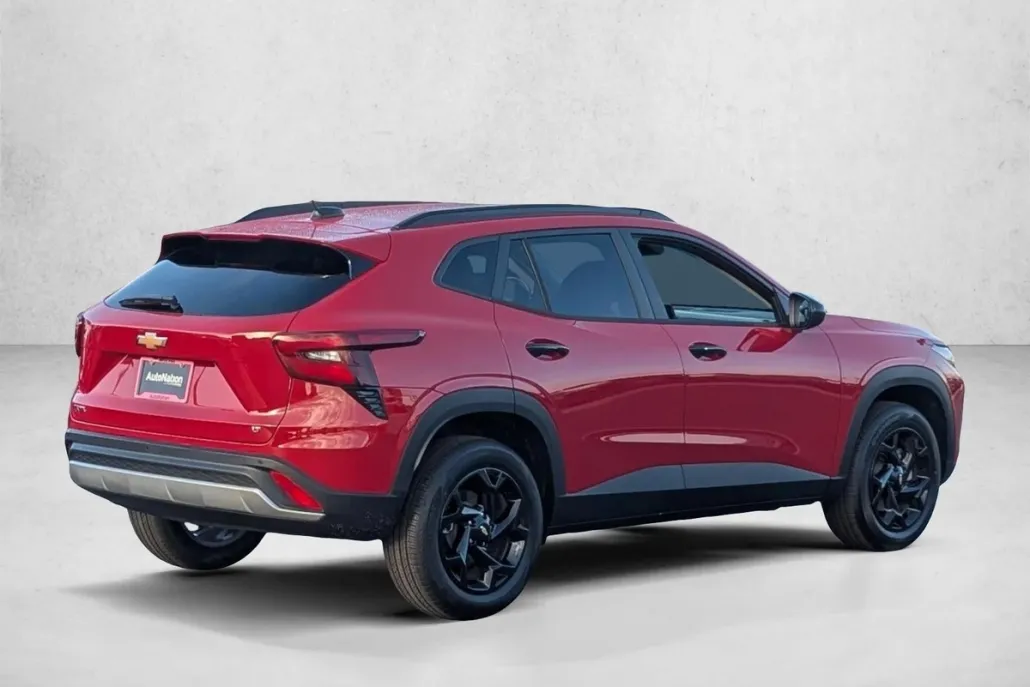 2026 Chevrolet Trax LT photo 1