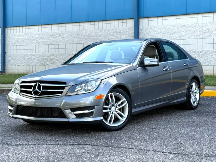 2014 Mercedes Benz C 250 Sport photo 1