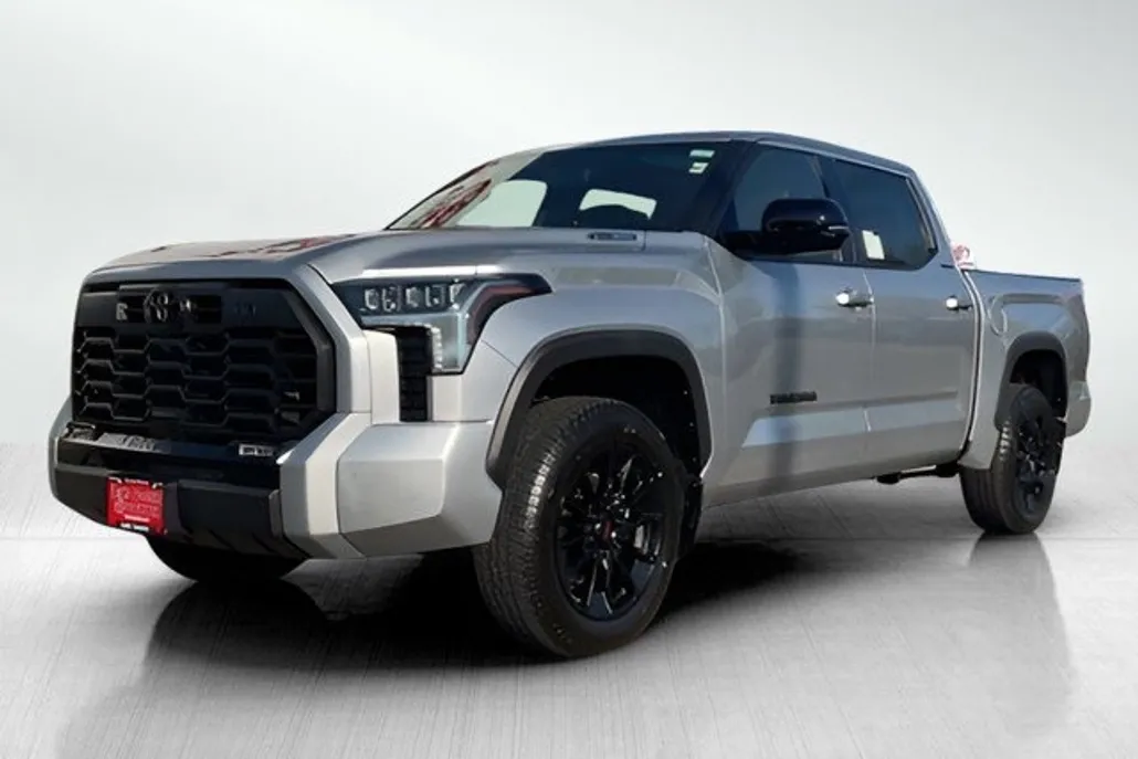 2026 Toyota Tundra Limited Platinum photo 1