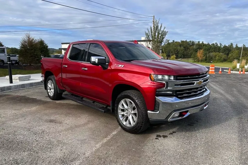 2022 Chevrolet Silverado 1500 LTZ photo 1